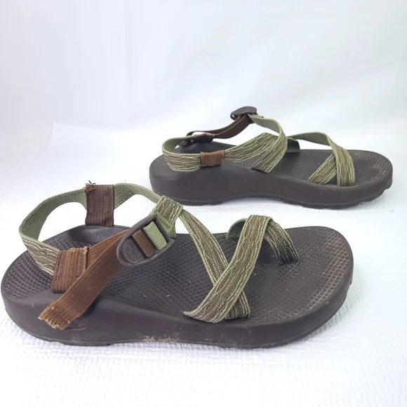 Chaco | Shoes | Chaco Z Cloud Green Black Strappy Sandals  display picture 2
